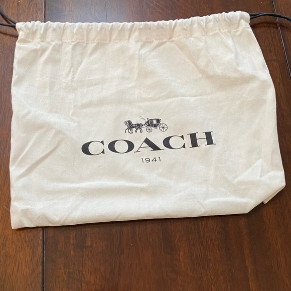 Coach Crossbody and clutch - Picture 7 of 11